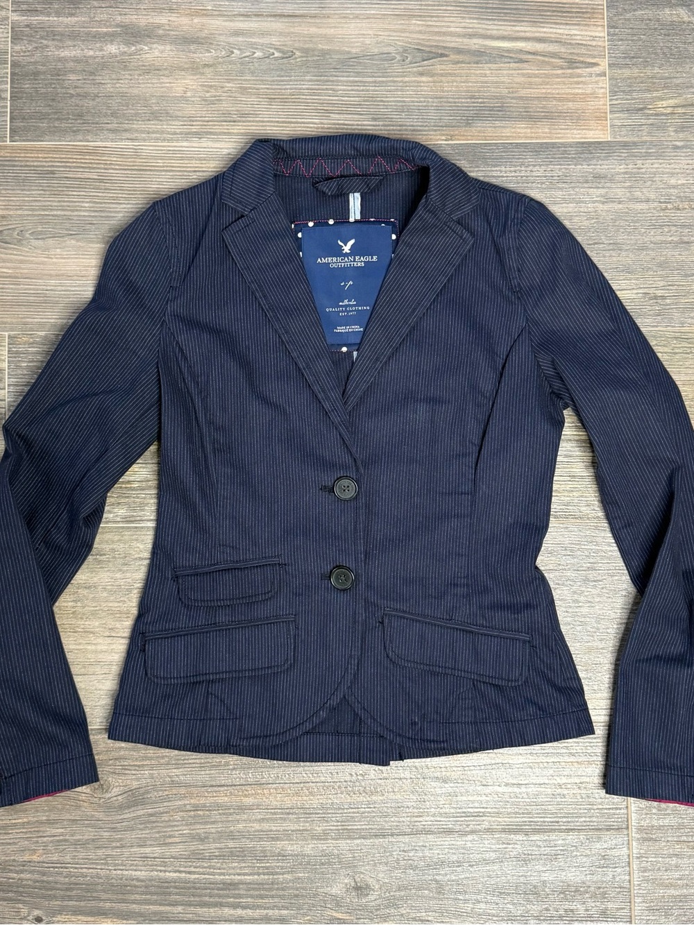 Y2K office quiet luxury American Eagle 100% cotton navy blue pinstripe blazer